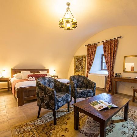 Hotel Grand Viglas Zvolen Dış mekan fotoğraf