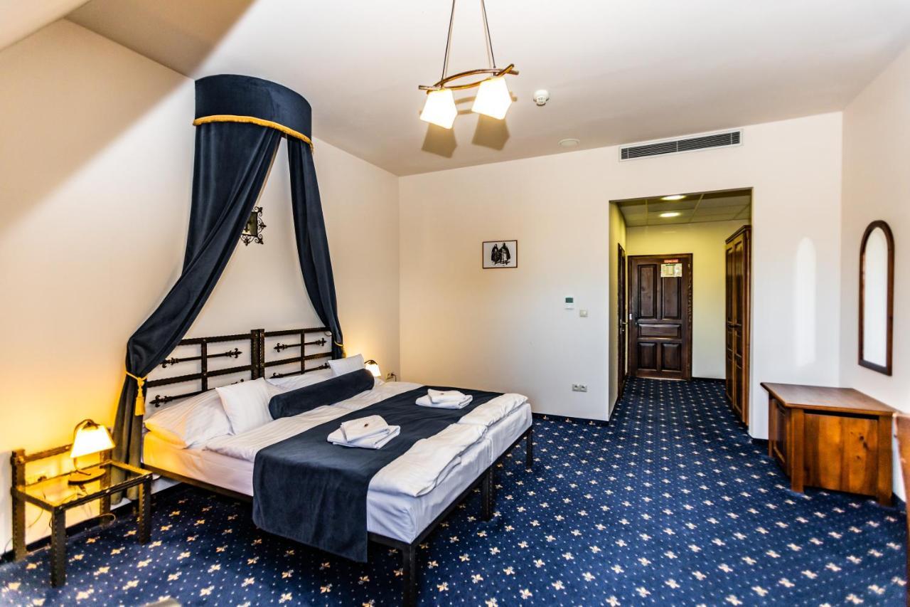 Hotel Grand Viglas Zvolen Dış mekan fotoğraf