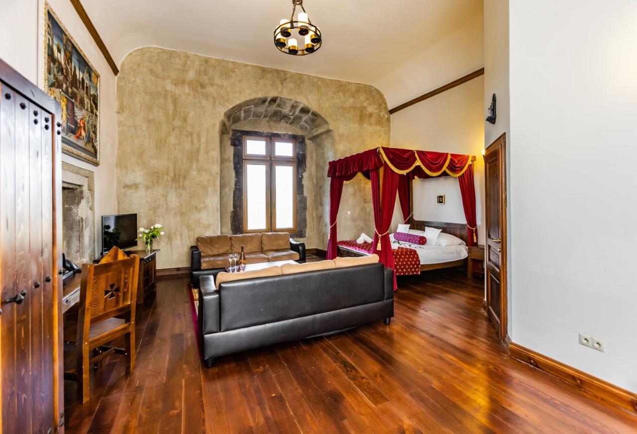 Hotel Grand Viglas Zvolen Dış mekan fotoğraf